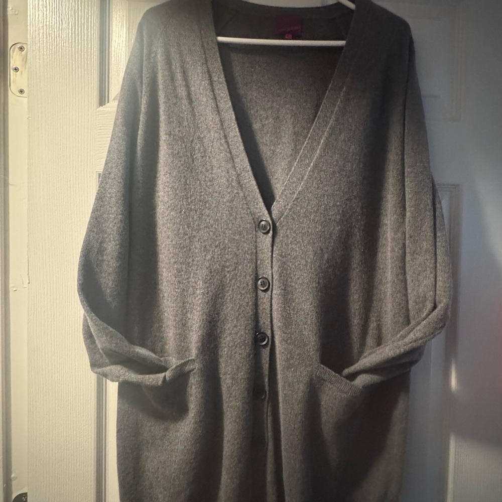 State Cashmere- XL.  New * Gray Button-Up Cardigan